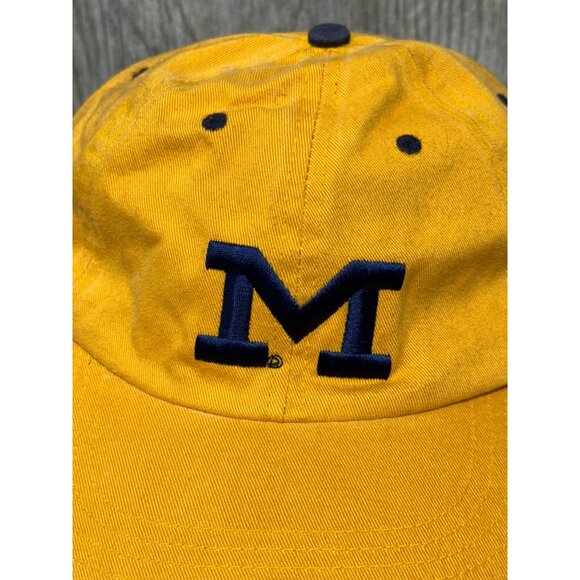 University Of Michigan Wolverines Zephyr Yellow Fitted Hat Baseball Cap Size 7 - Picture 3 of 6